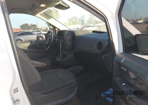 2016 Mercedes-Benz Metris z USA, uszkodzony, nr VIN WD3PG2EA9G3079940